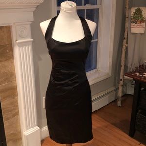 Cache Size 6 Black Dress